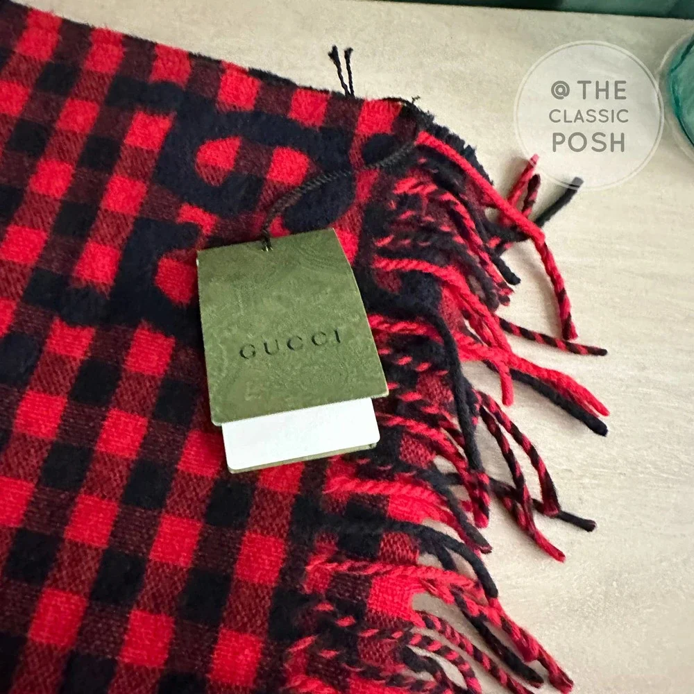 NEW GUCCI Plaid Tartan Wool Scarf Stole Red Dark Blue Retails $590